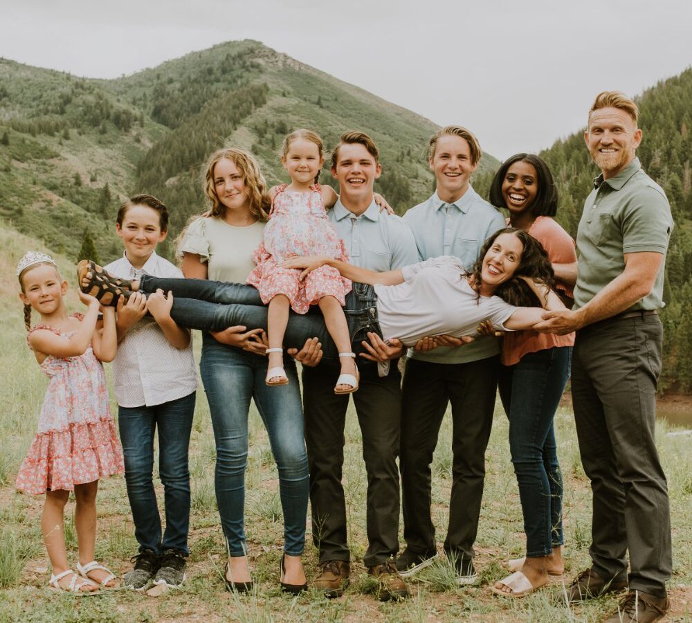 Traveling to 50 Countries with 7 Kids, Overcoming Hardships & The Triple Trifecta with Greg Denning